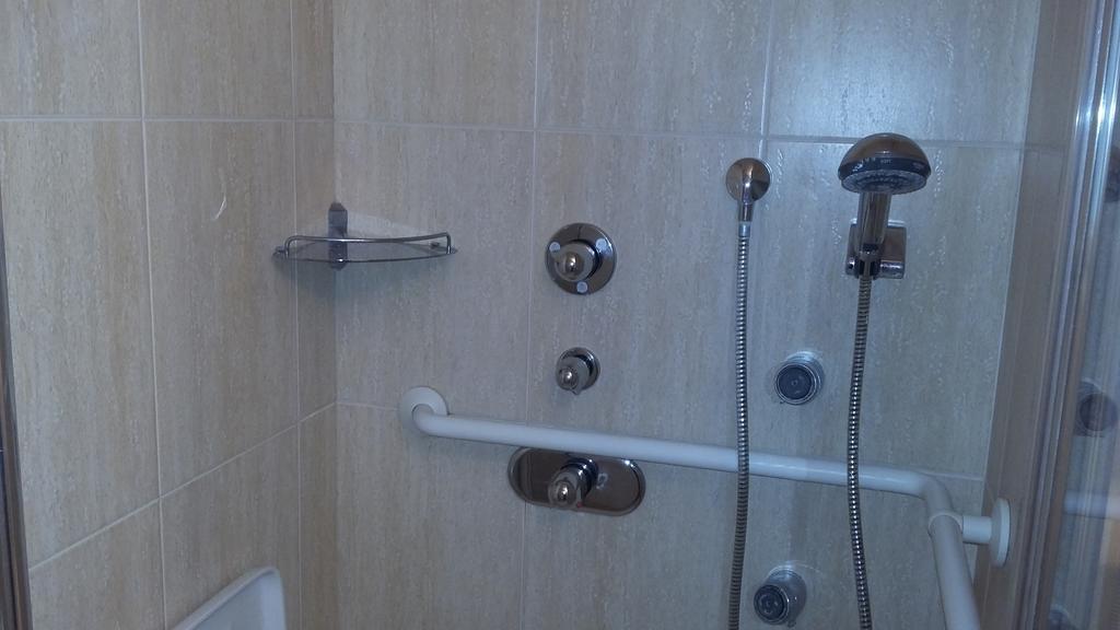 Apartamento Vuelta Del Castillo Pamplona Bagian luar foto